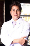 Dr. Rafael Higashi 